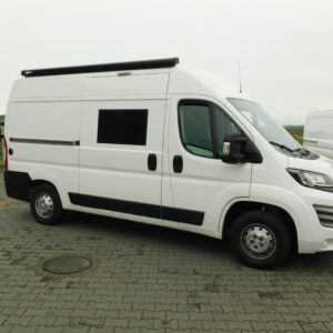 CAMPERVAN 3 OSOBOWY 2 ŁÓŻKA KLIMA POSTOJOWA