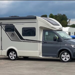 `25 Knaus Tourer Van 500 LT 4 osobowy 2 łóżka